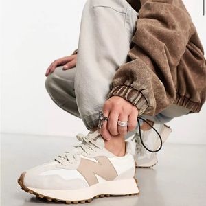 New Balance 327 Moonbeam Timberwolf